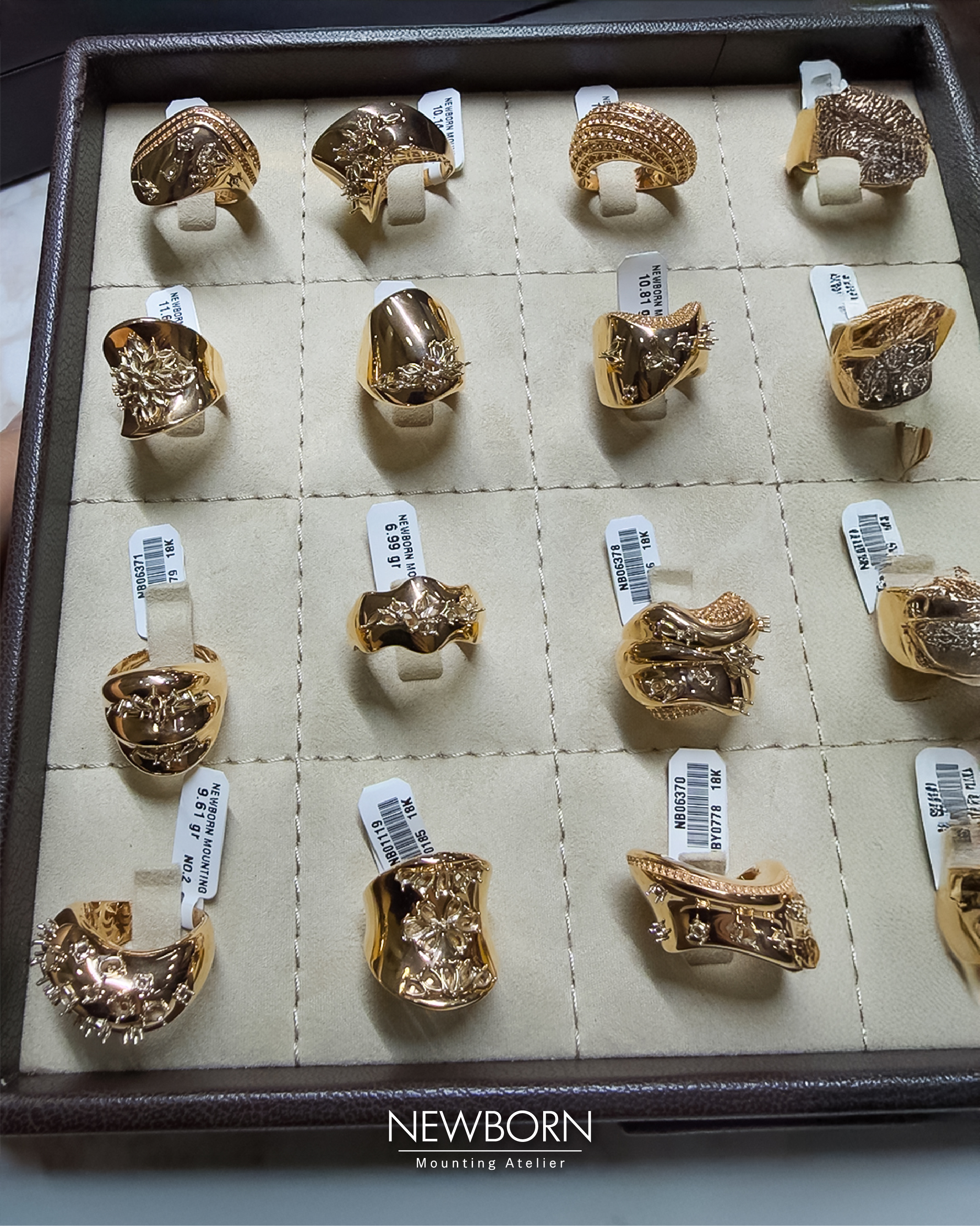 Newborn Mounting Atelier Gallery Image 10