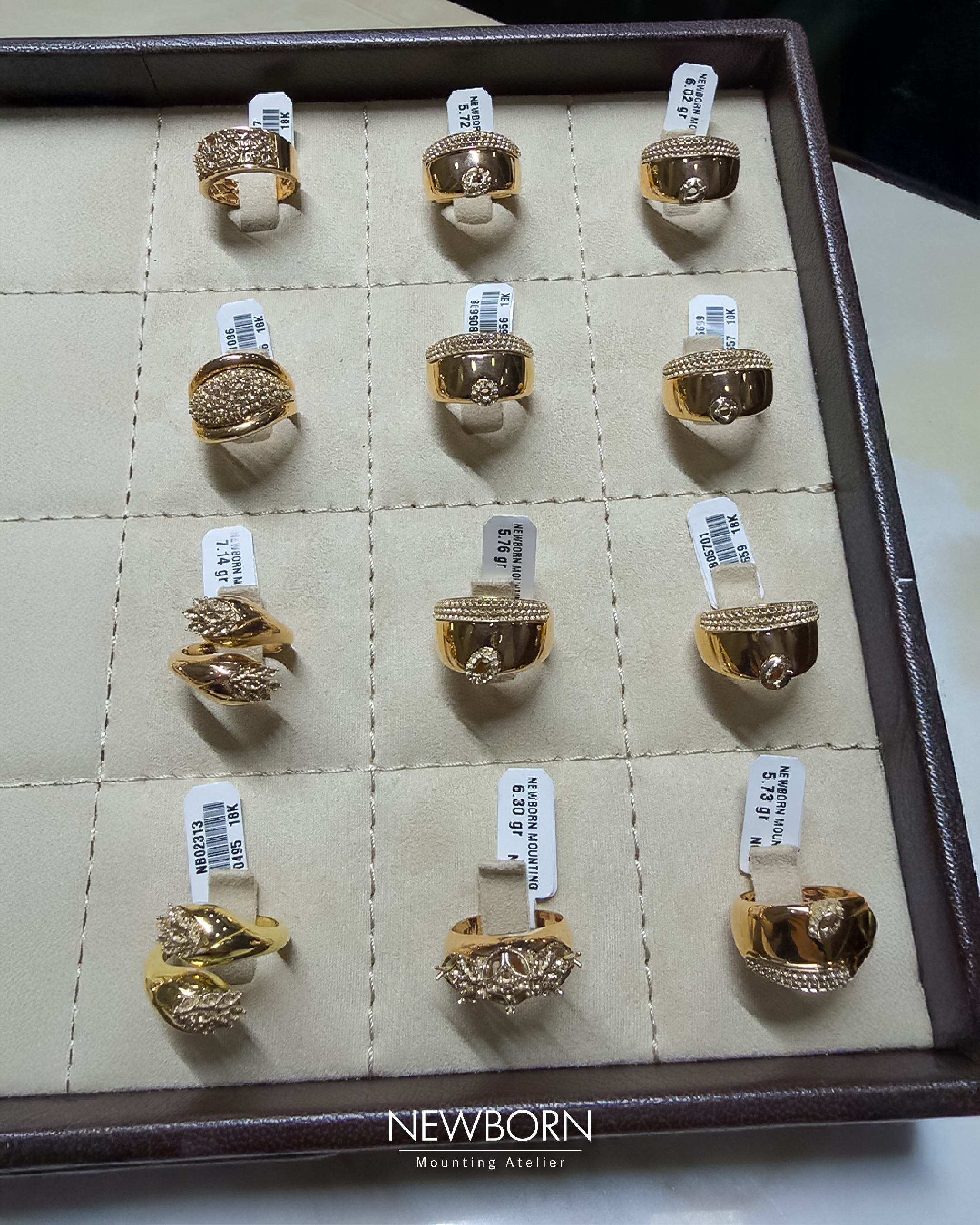 Newborn Mounting Atelier Gallery Image 3