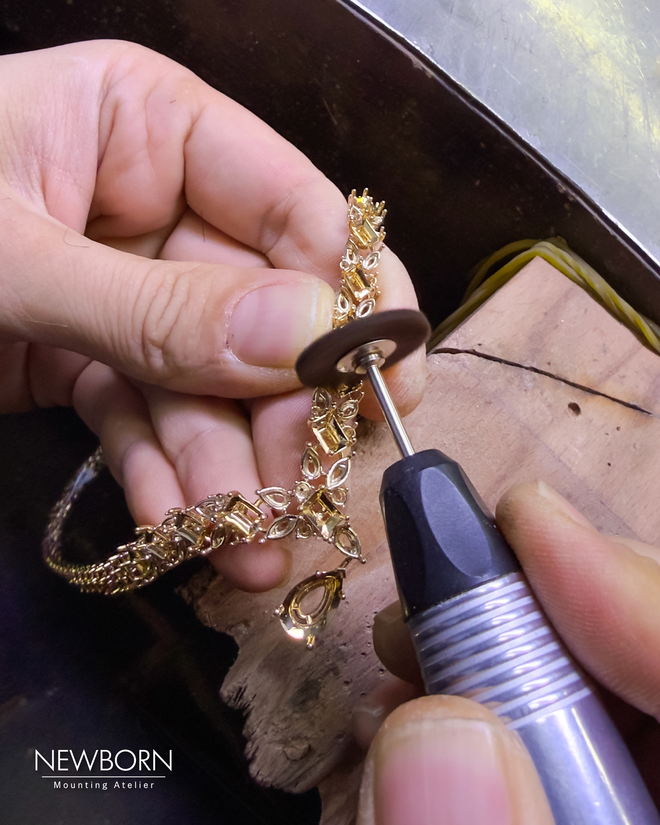 Newborn Mounting Atelier Gallery Image 6